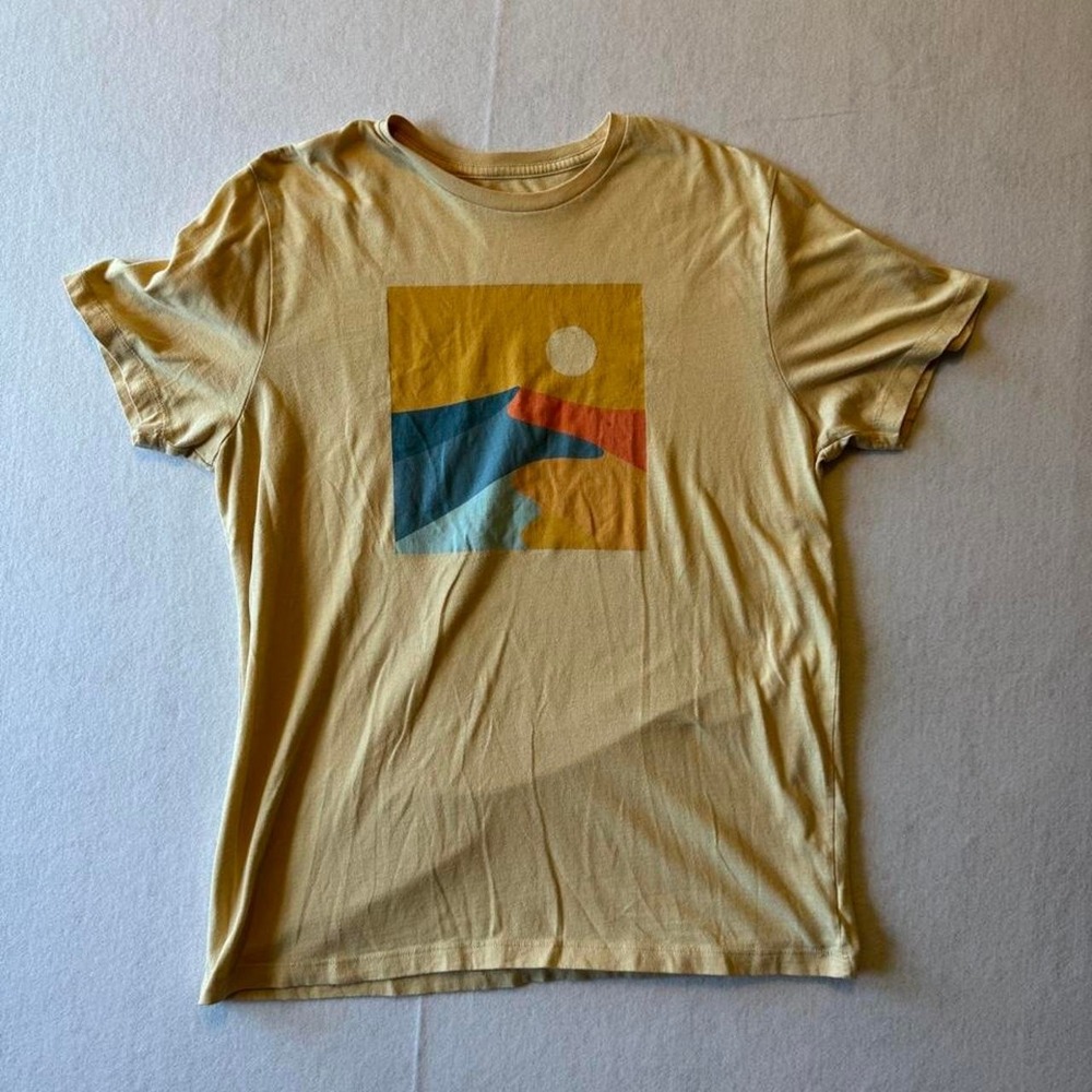 Old Navy Yellow abstract graphic tee Size L